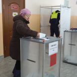 Второй день голосования. Избирательные участки открыты