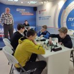 В Луганске «Единая Россия» провела открытый турнир по шахматам