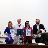 «Единая Россия» передала детские кресла в перинатальный центр Саранска