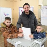 Депутат «Единой России» Александр Косачев проголосовал на выборах Президента России