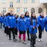 Более 70 активистов «Молодой Гвардии Единой России» проголосовали в Луганске и Мариуполе