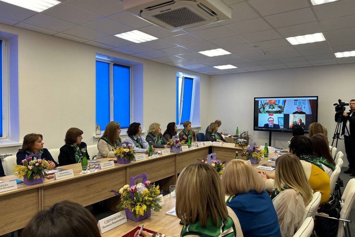 «Женское движение Единой России» открыло в Губкине Белгородской области первый в регионе женский клуб