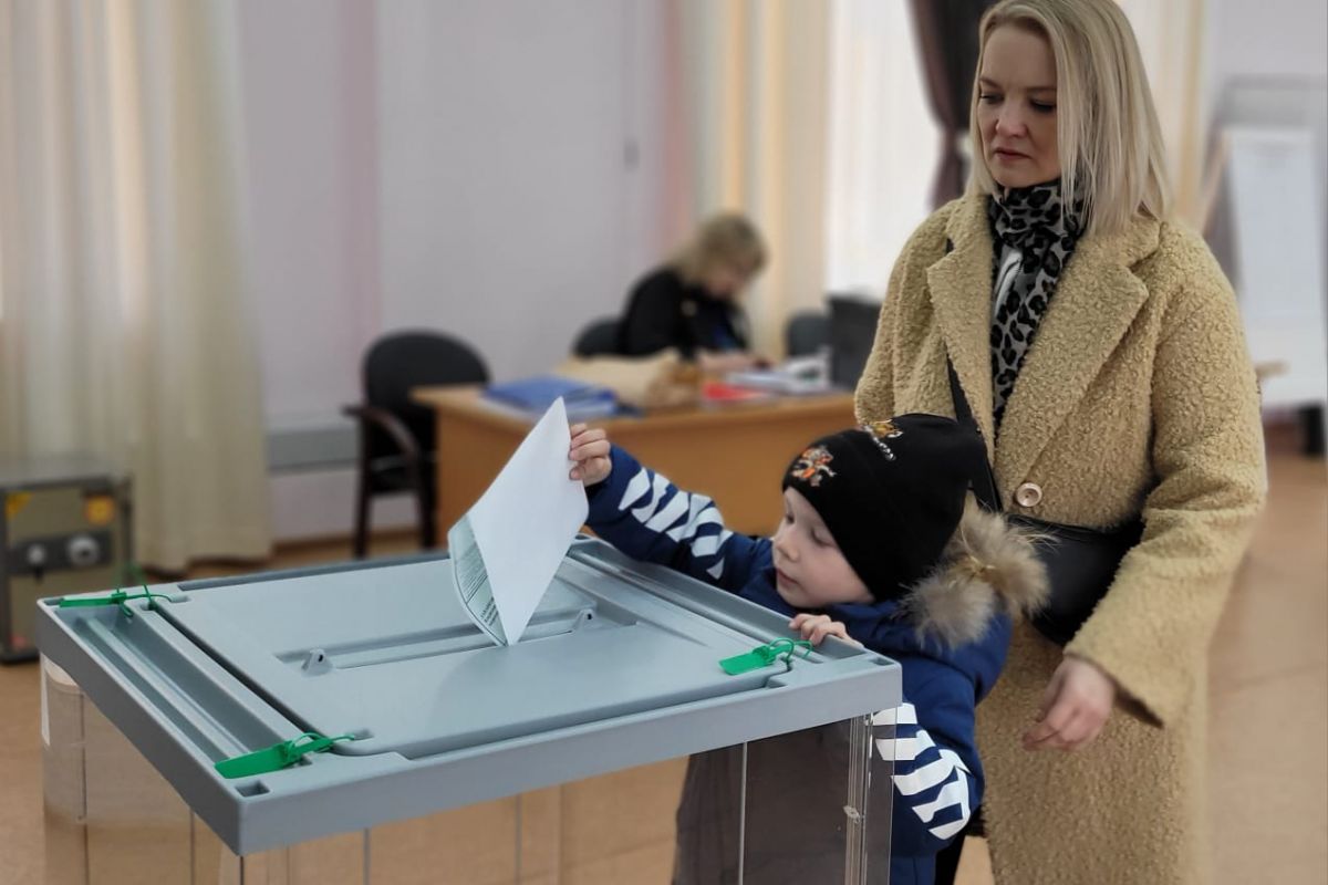 В Волгоградской области проходит второй день голосования по выборам  Президента РФ | 16.03.2024 | Волгоград - БезФормата