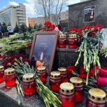 «Единая Россия» проводит сбор средств и направит их в помощь пострадавшим в теракте, а также родственникам погибших в Крокус Сити Холл