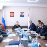В камчатском парламенте продолжают работу над законопроектом о передаче конфискованной рыбы на корм животным