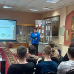 В Ровеньском районе партийцы организовали урок памяти «У войны не женское лицо»
