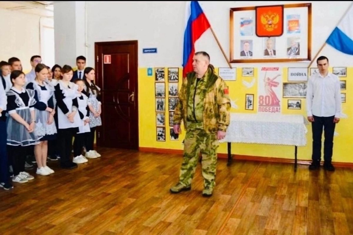 В Потьминской средней школе Зубово-Полянского района состоялось открытие "Парты Героя"