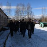 Единоросс Михаил Ананьин оказал содействие в сохранении магазинов и почтовых отделений в деревнях Шекснинского района
