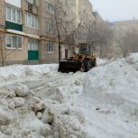 Партийный десант проверяет уборку дворов в Кумертау