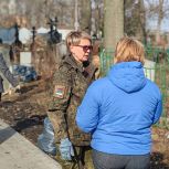 Единороссы Липецка совместно с участниками СВО навели порядок на Евдокиевском кладбище