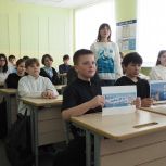 Ямальцы отметили 11-летие присоединения Крыма и Севастополя к России