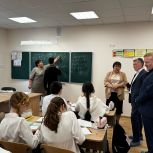Максим Топилин посетил сельскую школу в Дрожжановском районе