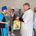 Депутаты-единороссы поздравили работниц Бронницкой городской больницы с наступающим Международным женским днём