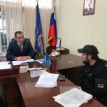 Девлетхан Алиев провел прием граждан на площадке «Единой России»