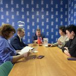 Михаил Раев провел прием жителей в Долгопрудном