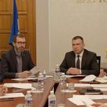 Иркутские единороссы предлагают повысить статус парламентского запроса и избавиться от лишней бюрократизации