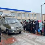 При поддержке «Единой России» из Павлоградского района Омской области отправили в зону СВО гуманитарный конвой