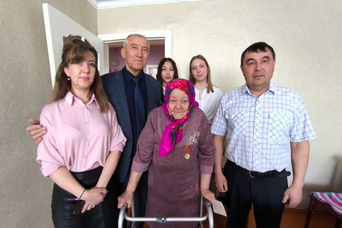 В Нагайбакском районе поздравили тружеников тыла