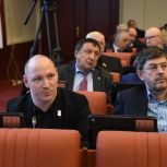 Гасан Османов поднял вопрос о нарушениях правил парковки на местах для инвалидов и предложил ввести новый знак для ветеранов СВО
