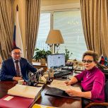 Алексей Колодезников и Галина Данчикова обсудили будущее газовой отрасли Якутии