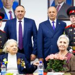 «Единая Россия» организовала в Ханты-Мансийске церемонию чествования ветеранов Великой Отечественной войны
