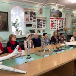 «Серебряные» волонтёры посетили Народный музей имени Юрия Гагарина