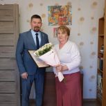 Александр Тихонов поздравил заслуженных работников культуры с профессиональным праздником