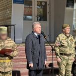 В Астрахани увековечили память Героя России Михаила Лабунца
