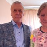 В преддверии празднования международного женского дня единороссы Локомотивного района поздравляют мам и жен участников СВО