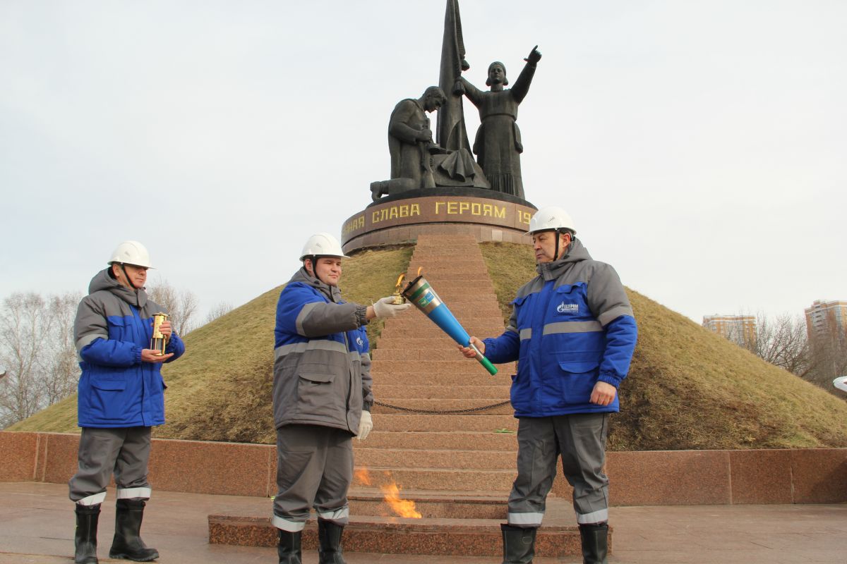 В рамках Всероссийской акции «Храним огонь Победы» в Шемурше будет зажжен Вечный огонь