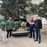 Алексей Жучков передал бойцам гуманитарную помощь