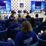 «Единая Россия» и «Молодая Гвардия» запустили федеральный образовательный проект «ПолитЗавод»