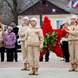 При поддержке «Единой России» и «Газпрома» в хуторе Песчаный Краснодарского края зажгли Вечный огонь