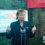 «Урок мужества» для учащихся старших классов прошел в школе района Текстильщики на юго-востоке Москвы.