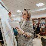 В рамках партпроекта "Безопасные дороги" прошла стратегическая сессия «Дороги и транспорт»