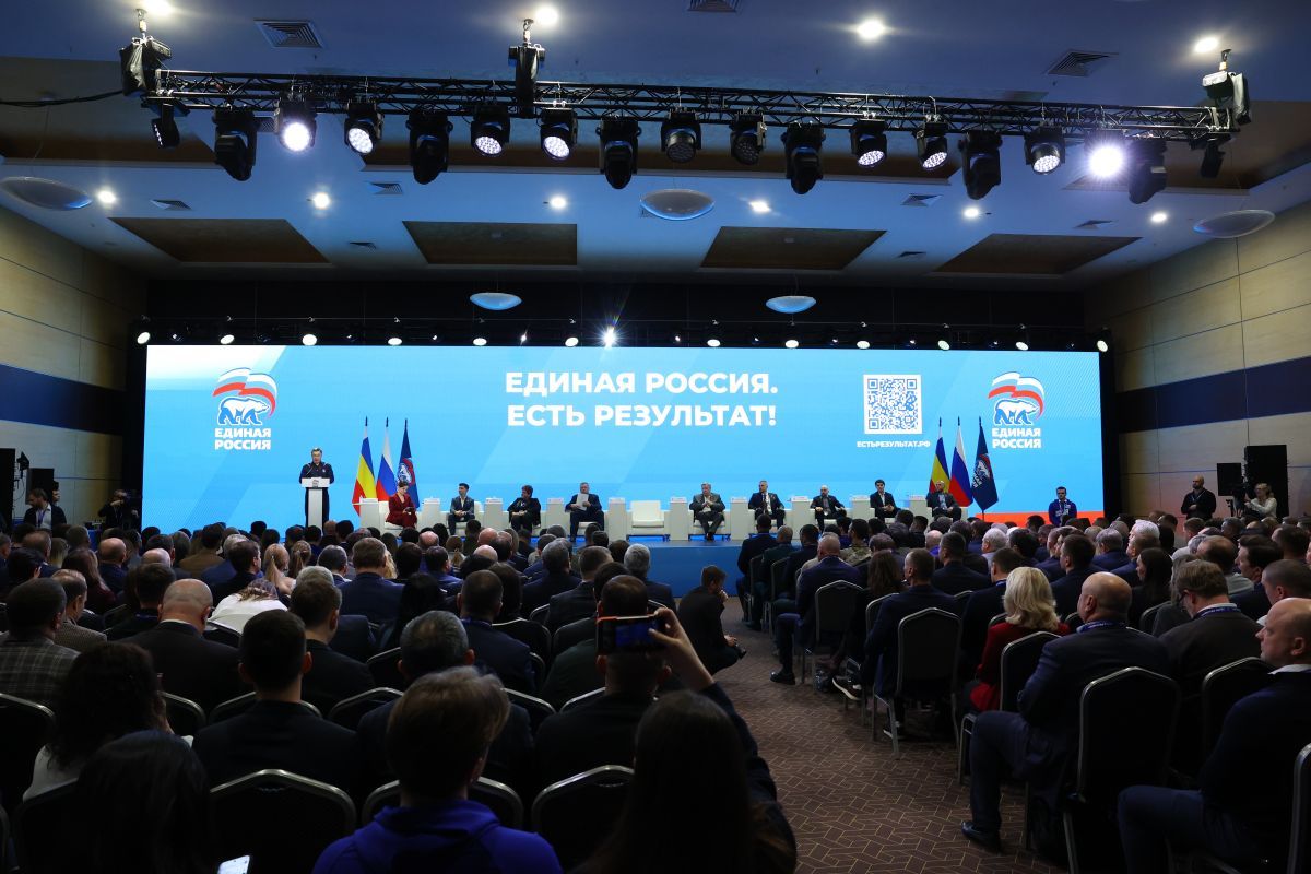 Повышение качества услуг ЖКХ, развитие строительства и расширение программ благоустройства: «Единая Россия» усилит жилищный блок новой Народной программы перспективными инициативами