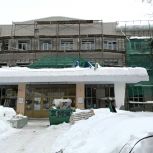 Михаил Афанасьев ознакомился с ходом ремонтных работ в судостроительном колледже