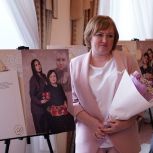«Единая Россия» поздравила с 8 Марта героинь проекта «Жены Героев»