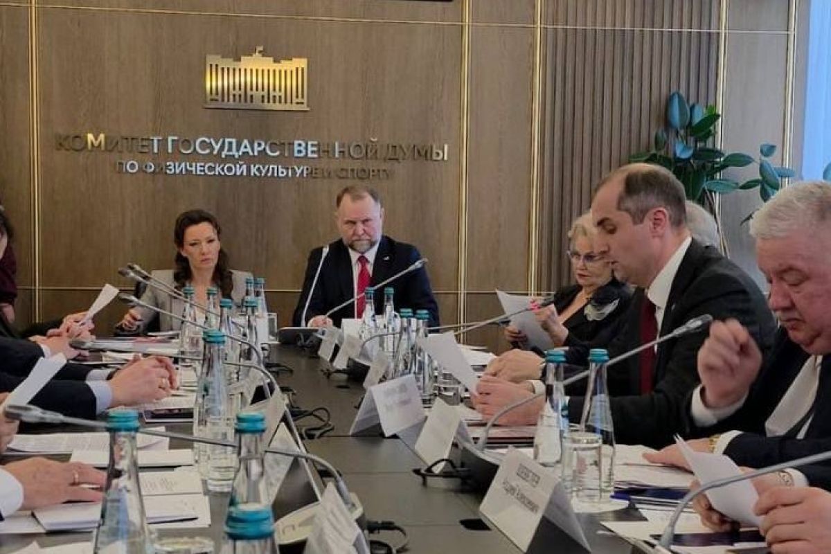 Заур Амиралиев принял участие в круглом столе, посвященном формированию культуры ответственного отцовства
