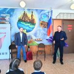 Депутат-единоросс областной Думы Владимир Рожков встретился со школьниками Демушкинской школы Сасовского округа