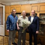 Депутат «Единой России» Виктор Чигвинцев навестил ветерана Великой Отечественной войны Василия Сидоровича Балануца