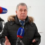 Александр Романенко дал старт капитальному ремонту школы в Змеиногорском районе