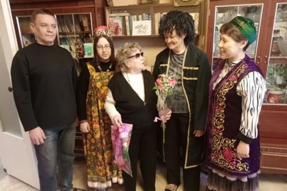 Первичное отделение Ленинского района присоединилось к поздравлениям