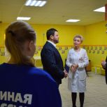 Юрий Станкевич проверил состояние школы и поликлиники в Советском районе Нижнего Новгорода