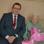 «Единая Россия» поздравила с 8 Марта 102-летнюю ветерана Великой Отечественной войны