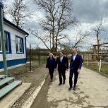 Джамаладин Гасанов оценил доступность медицины в новом ФАПе поселка Комсомольский