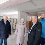 Партийный десант «Единой России» проверил ход капитального ремонта школы в селе Кукнур