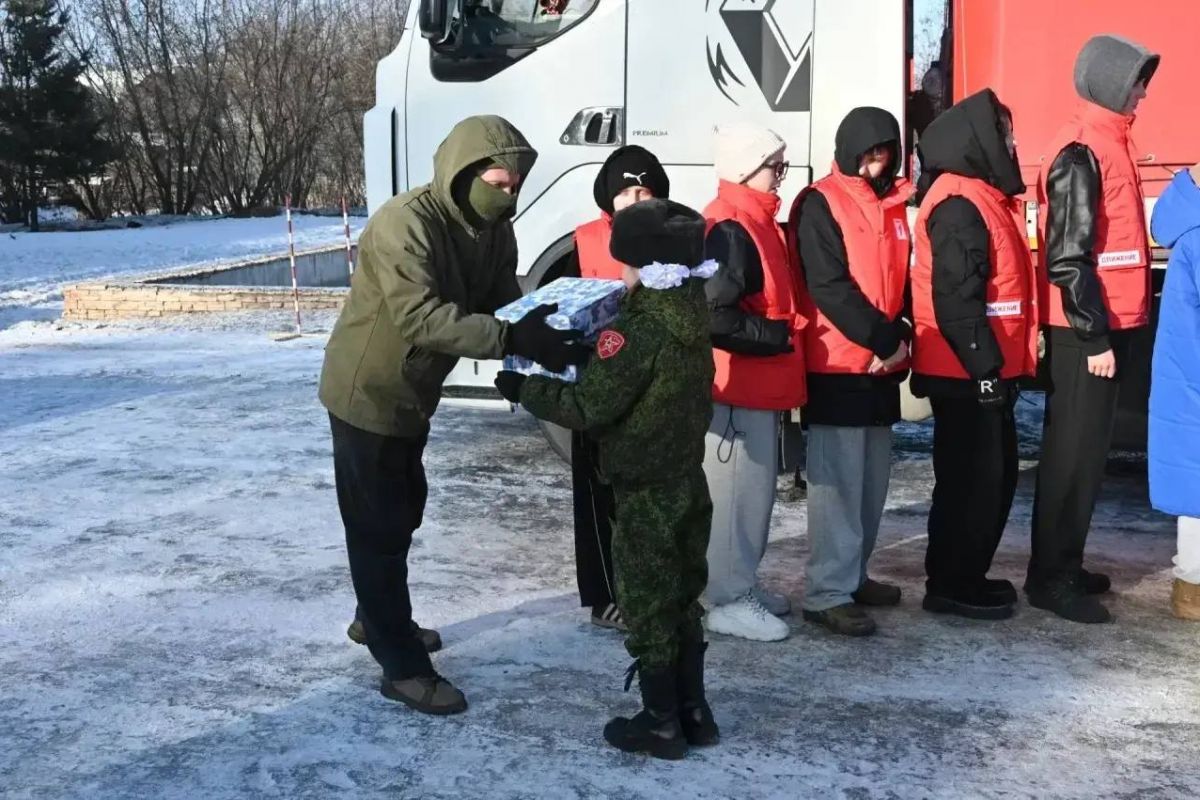 Кузбасские единороссы отправили 18 тонн помощи участникам спецоперации