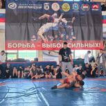 В Самаре прошёл турнир по вольной борьбе памяти легендарного тренера Роланда Гассиева