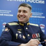 Депутат Госдумы Ирина Белых и ветеран СВО Эдуард Шонов подали документы в региональный оргкомитет по предварительному голосованию «Единой России»